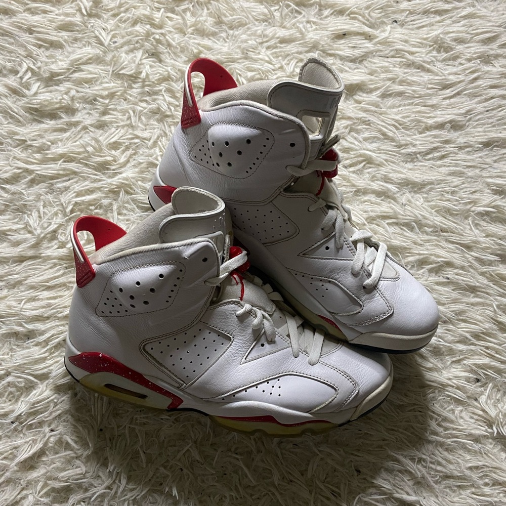 Jordan 6 red Oreo Sz 10.5